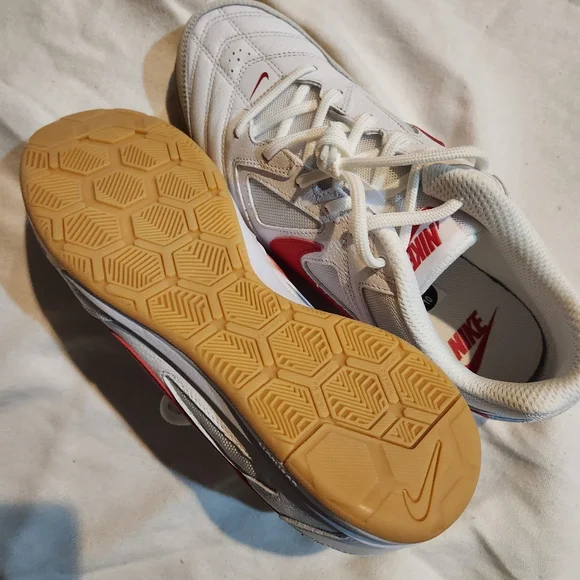 Nike Men's Gato FB Sneakers Size 10 University Red White NWT NIB